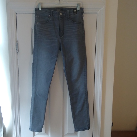 Abercrombie & Fitch High Rise Super Skinny pants - Picture 1 of 5